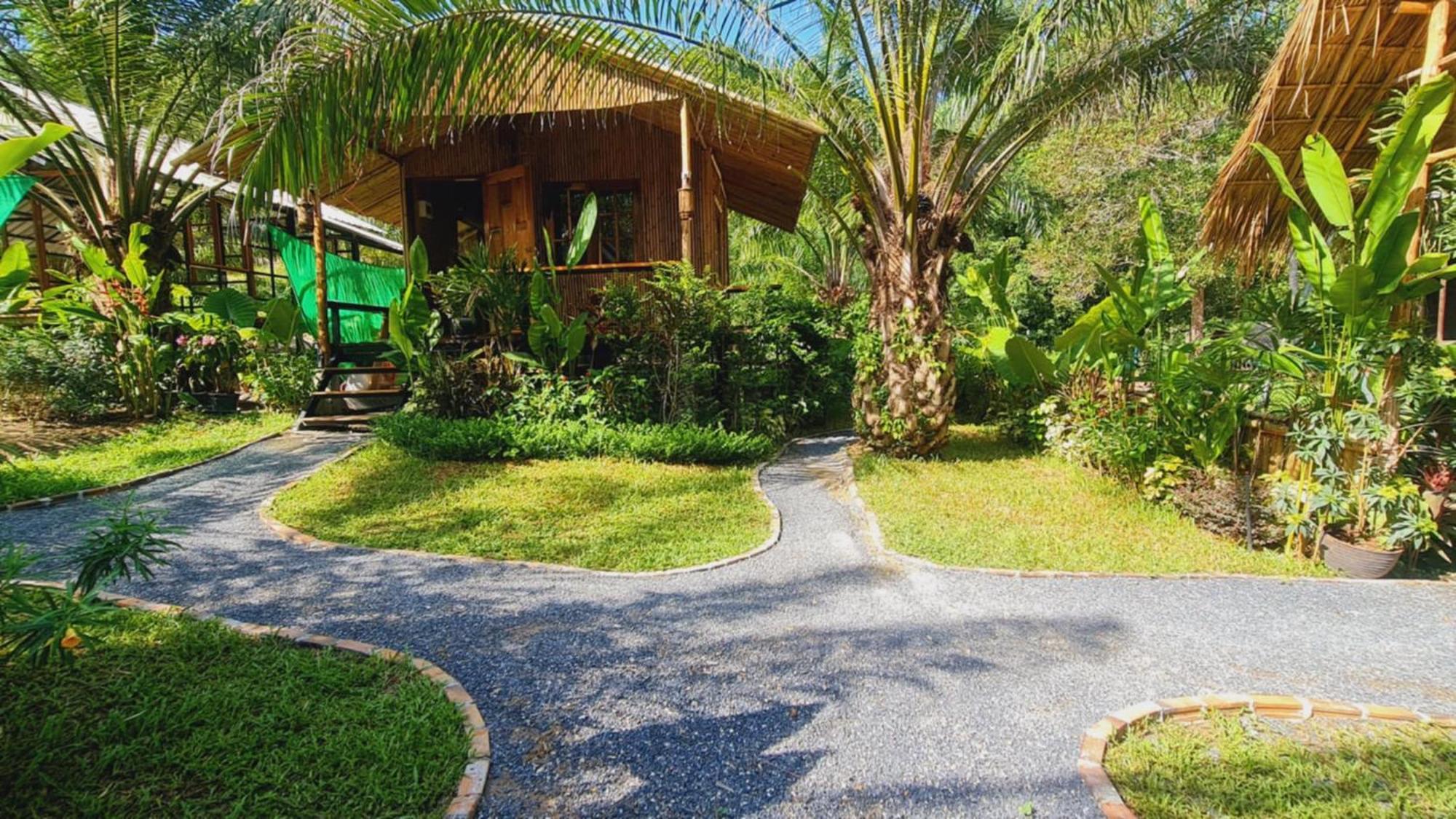 Tee Bungalow In The Jungle Ao Nang Exterior photo